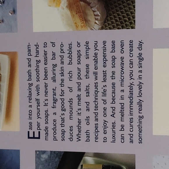 💚Melt & Pour Soapmaking Book - Picture 3 of 5